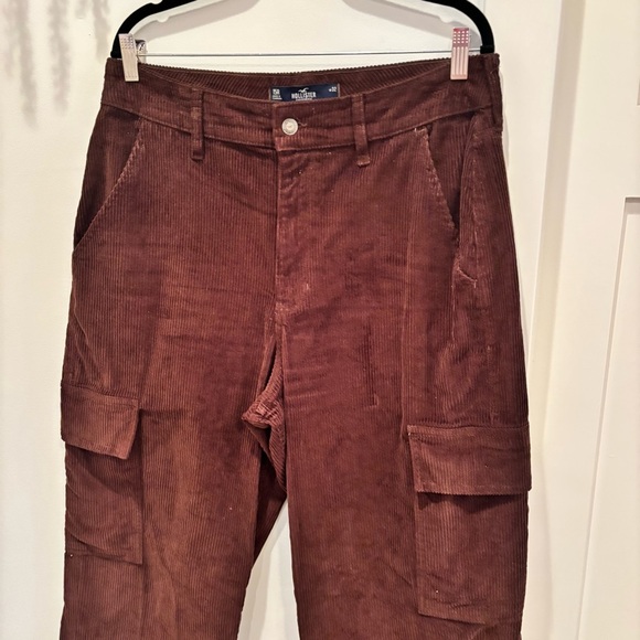 Hollister Ultra High-Rise Baggy Cargo Pants Dark Brown Corduroy Size 30 - Picture 4 of 11
